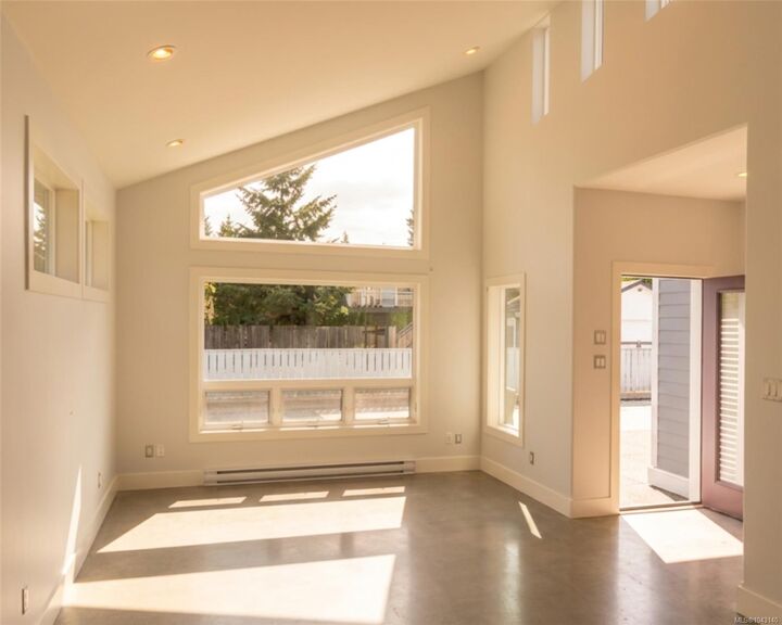 Property Photo: 3335 Auchinachie Rd BC V9L 4A1
