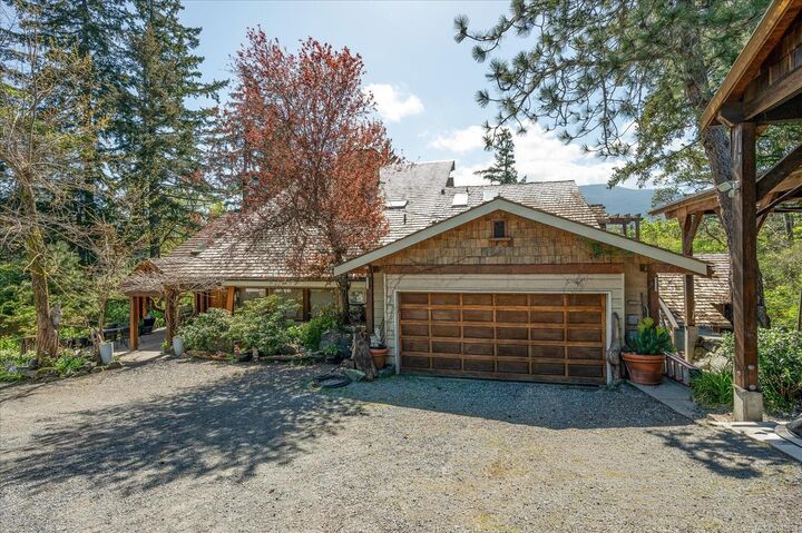 2091 East Wellington Rd — photo 1