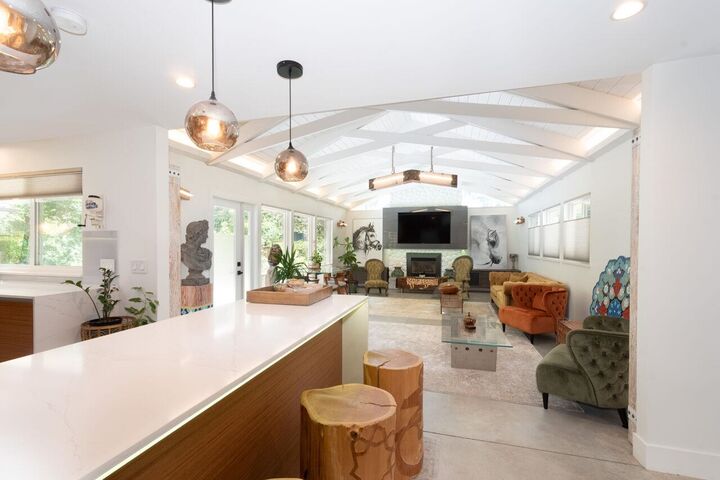 Property Photo: 2420 Edgemont Boulevard BC V7P 2L1