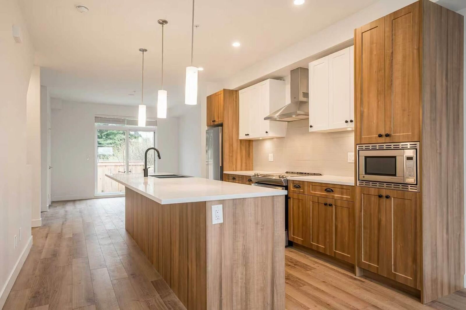 Property Photo: 20487 65 Avenue 2 BC V2Y 3K8