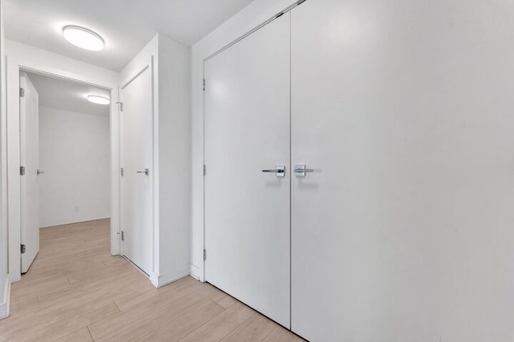 Property Photo:  1471 Hunter Street 408  BC V7J 1H3 