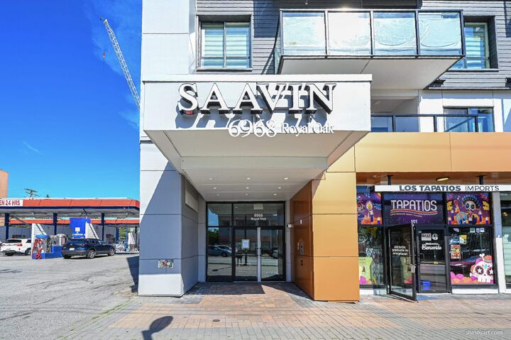 Property Photo: 6968 Royal Oak Avenue 406 BC V5J 4J2
