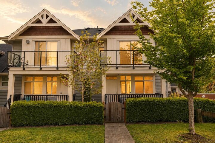 Property Photo:  7198 179 Street 1  BC V3S 8C5 
