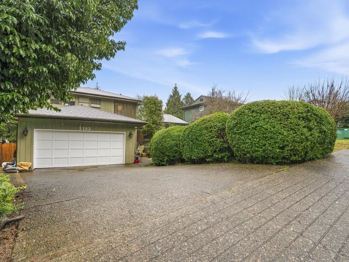 3183 Beacon Drive — photo 1