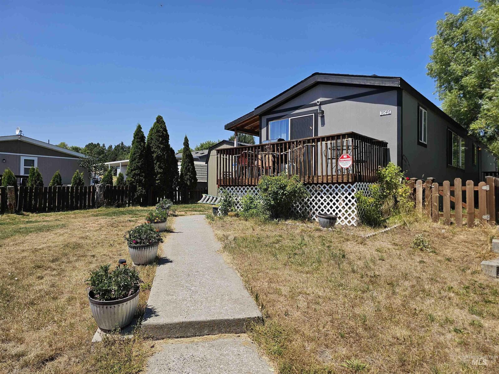 Property Photo: 609 N Almon 3046 ID 83843