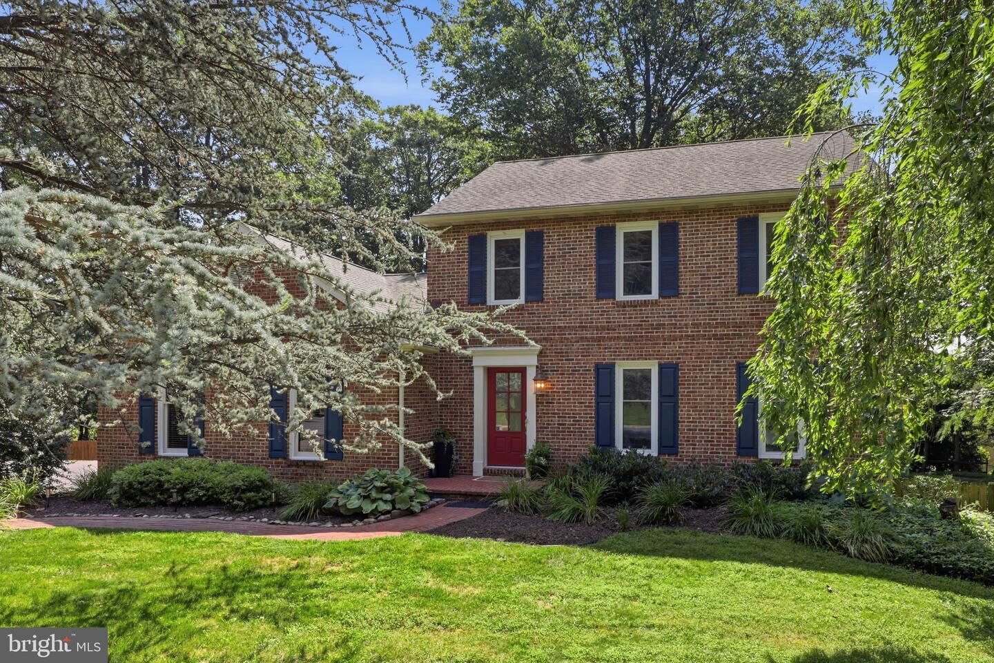 Property Photo:  105 Wood Lot Lane  PA 17601 