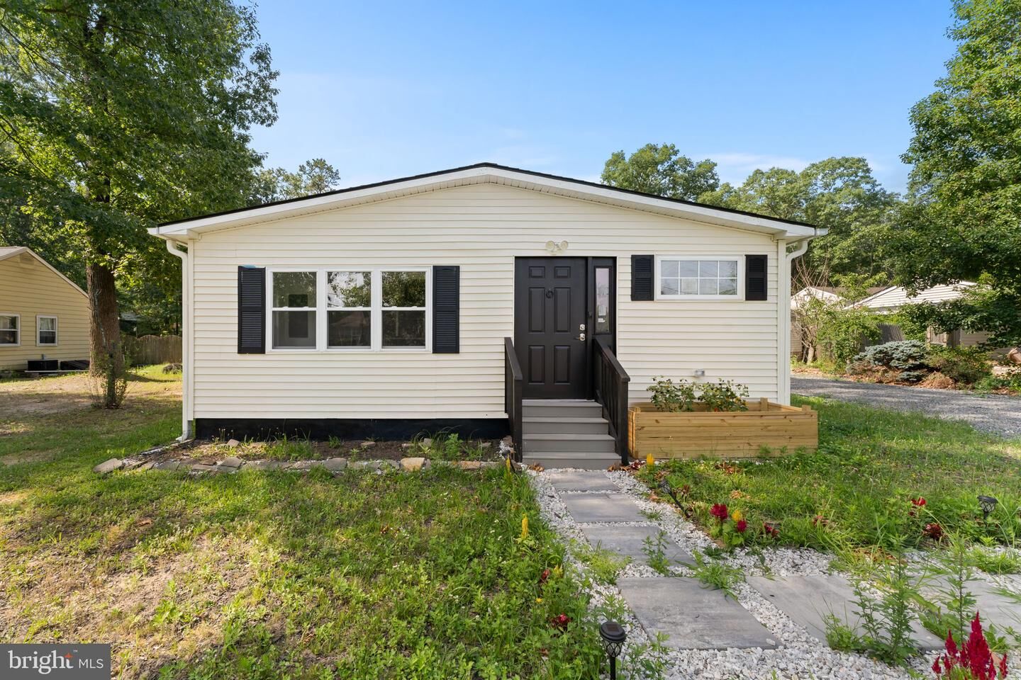 Property Photo:  2711 S Shore Drive  NJ 08094 