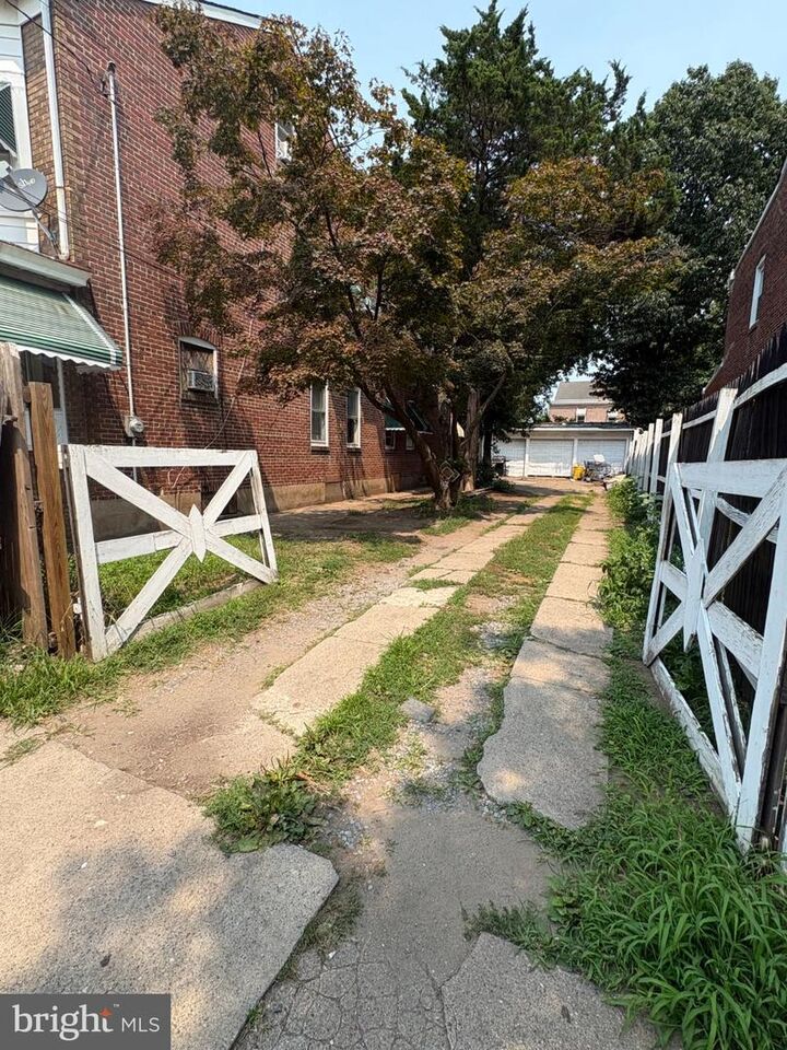 Property Photo: 1810 Chestnut Avenue NJ 08611