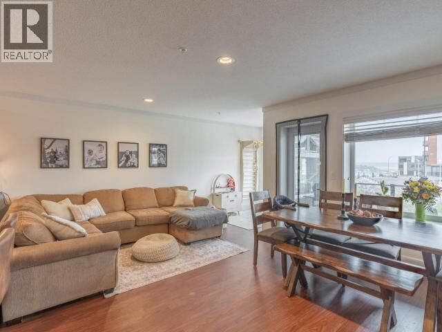 Property Photo:  100-186 Niven Drive  NT X1A 0C2 