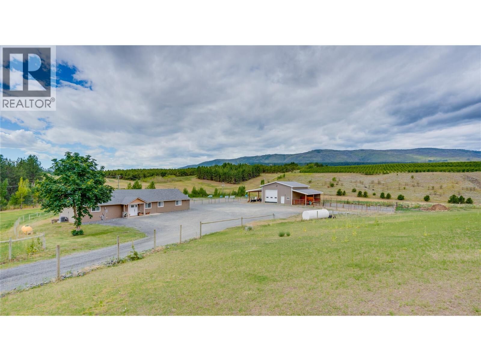Property Photo:  893 Evans Road  BC V4Y 0P6 