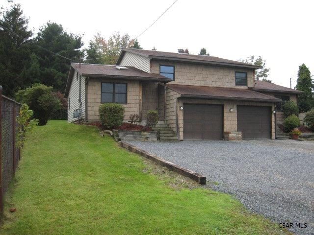 Property Photo:  216 Hastings  PA 15904 