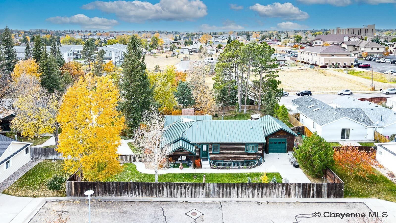 Property Photo:  5907 Townsend Pl  WY 82009 
