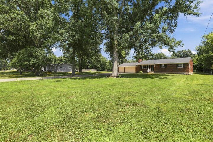 Property Photo: 5720 Hilltop Way OH 45150