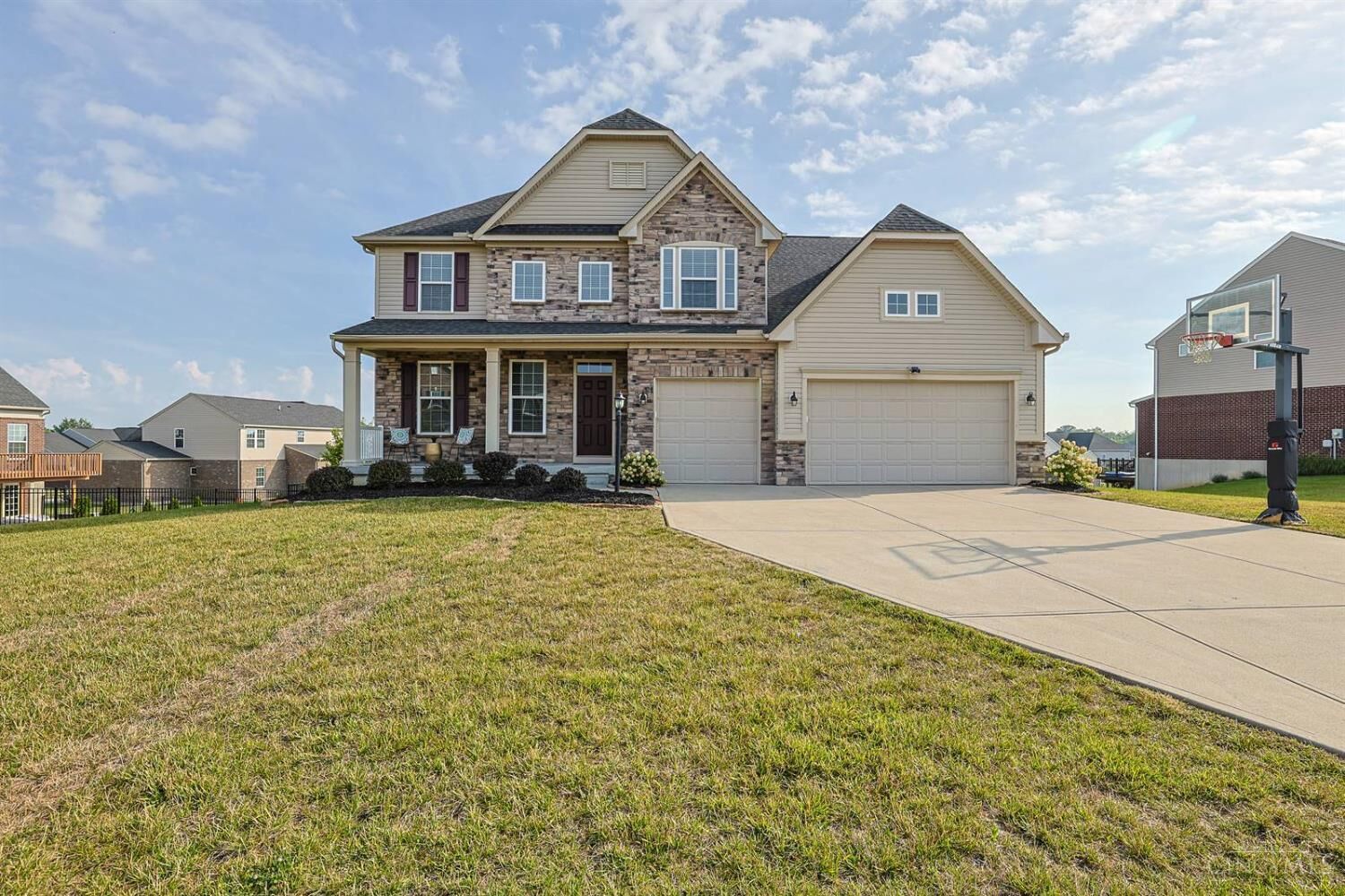 Property Photo:  2706 Hartfield Lane  OH 45040 