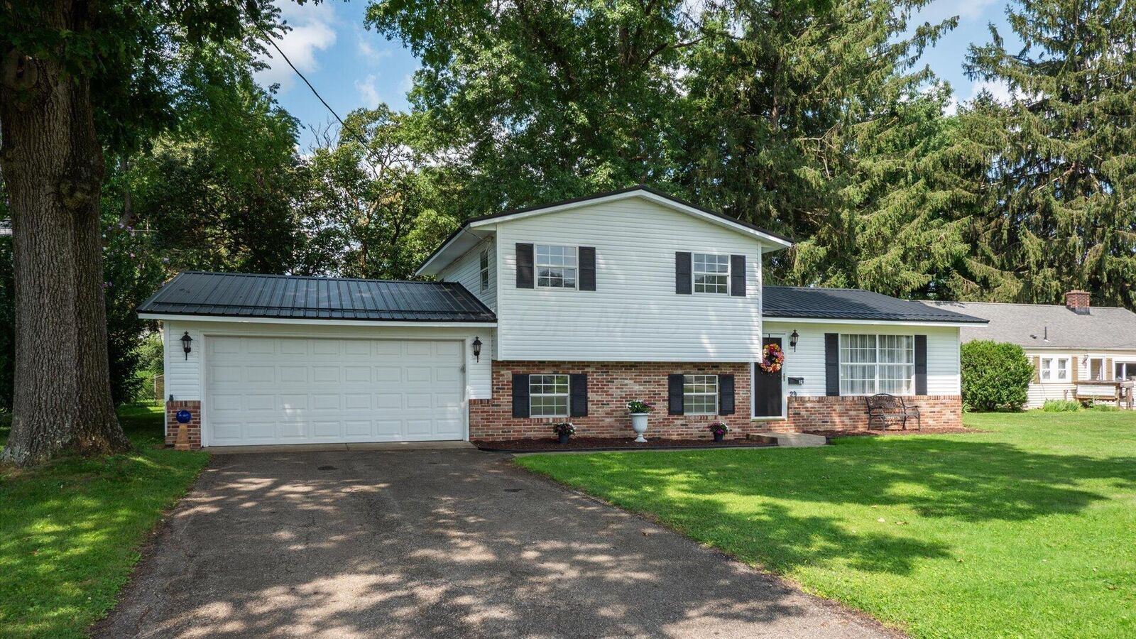 Property Photo: 29 Hall Avenue OH 43055