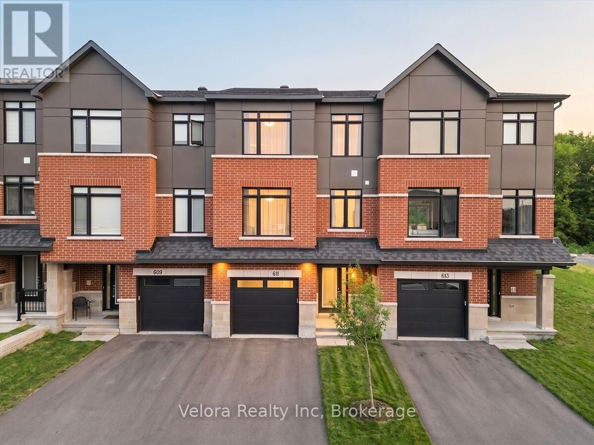 Property Photo: 611 Knotridge Street ON K1W 0M3
