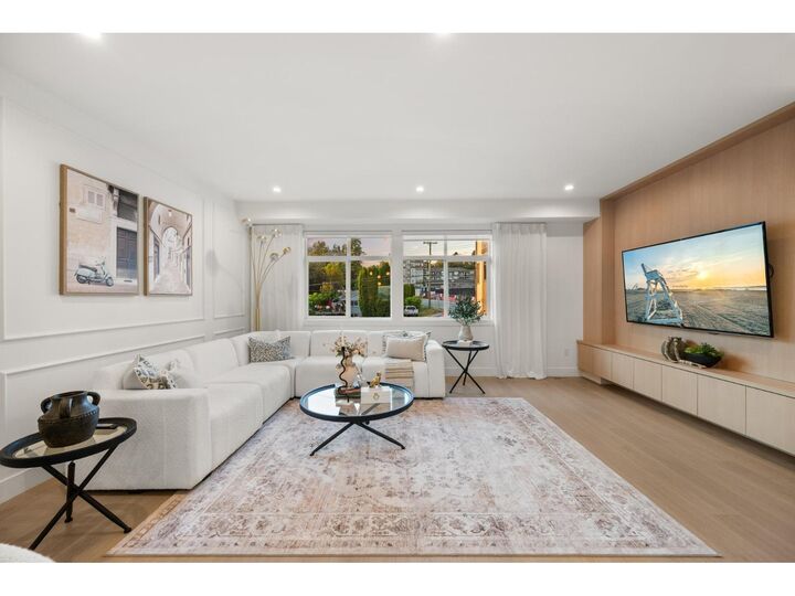 Property Photo: 34588 Marshall Road 110 BC V2S 3N3