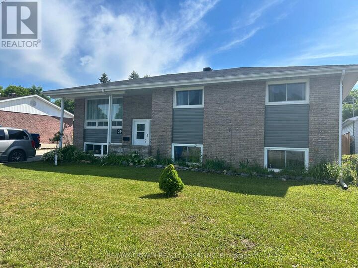 Property Photo:  29 Kennedy Avenue  ON P5N 1M1 