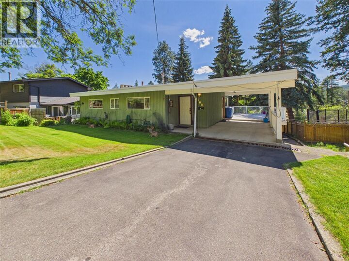 Property Photo: 600 Knighton Road BC V1A 1E1