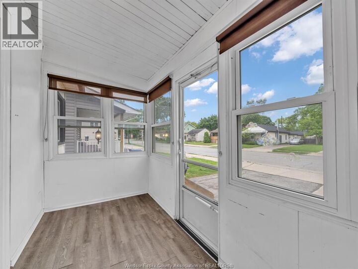 Property Photo: 990 Campbell Avenue ON N9B 2J2