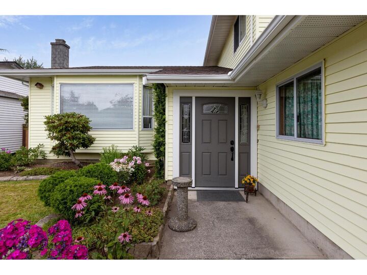 Property Photo:  20895 51B Avenue  BC V3A 7K6 
