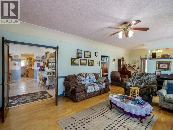 Property Photo:  5175 Baker-Kersley Road  BC V2J 6L6 