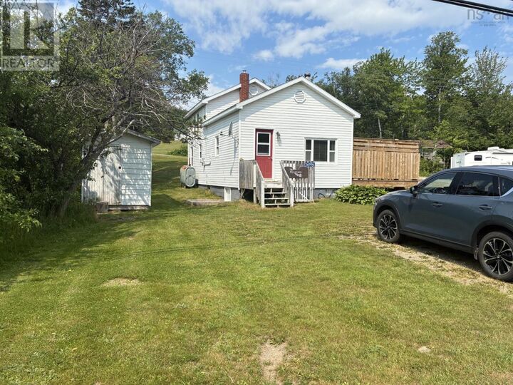 36996 Cabot Trail — photo 1