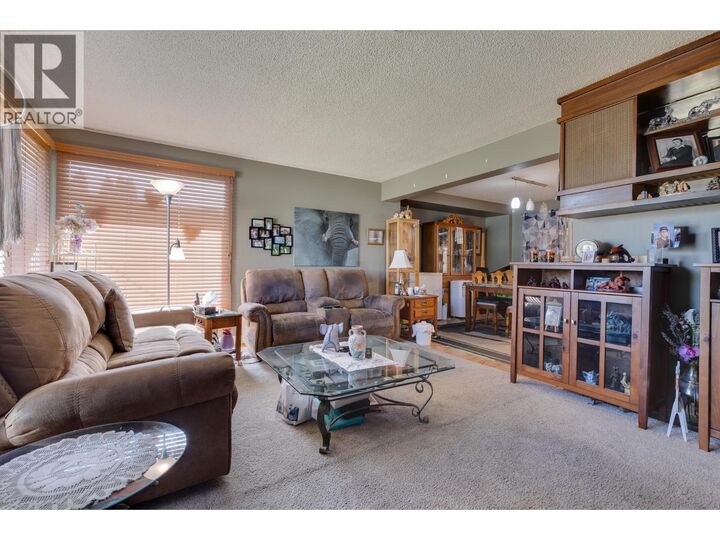 Property Photo:  1603 Pine Street  BC V2L 2C6 