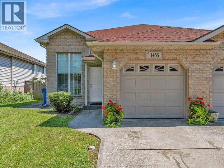 Property Photo:  1455 Dobrich Street  ON N9B 3W6 