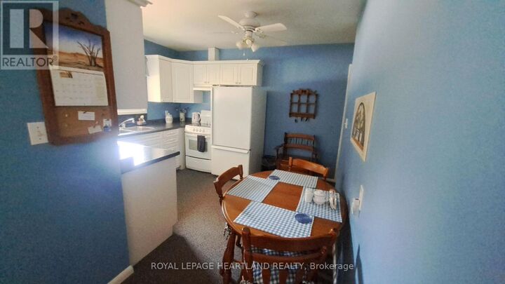 Property Photo:  154 Thomas Street  ON N0M 1S2 