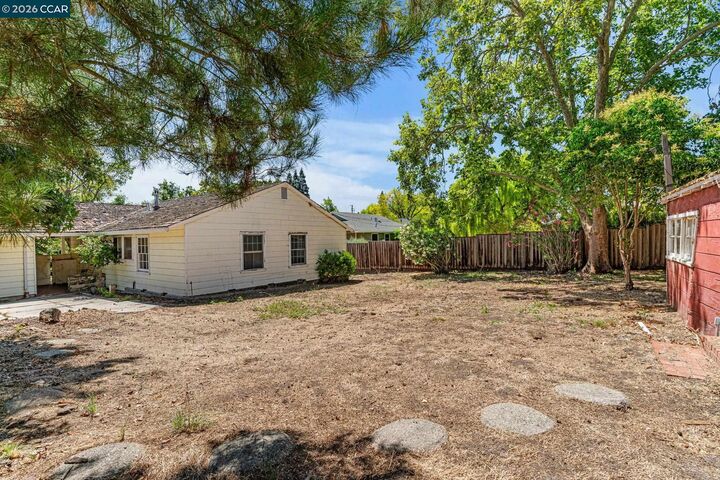 Property Photo:  172 Kendall Road  CA 94595 