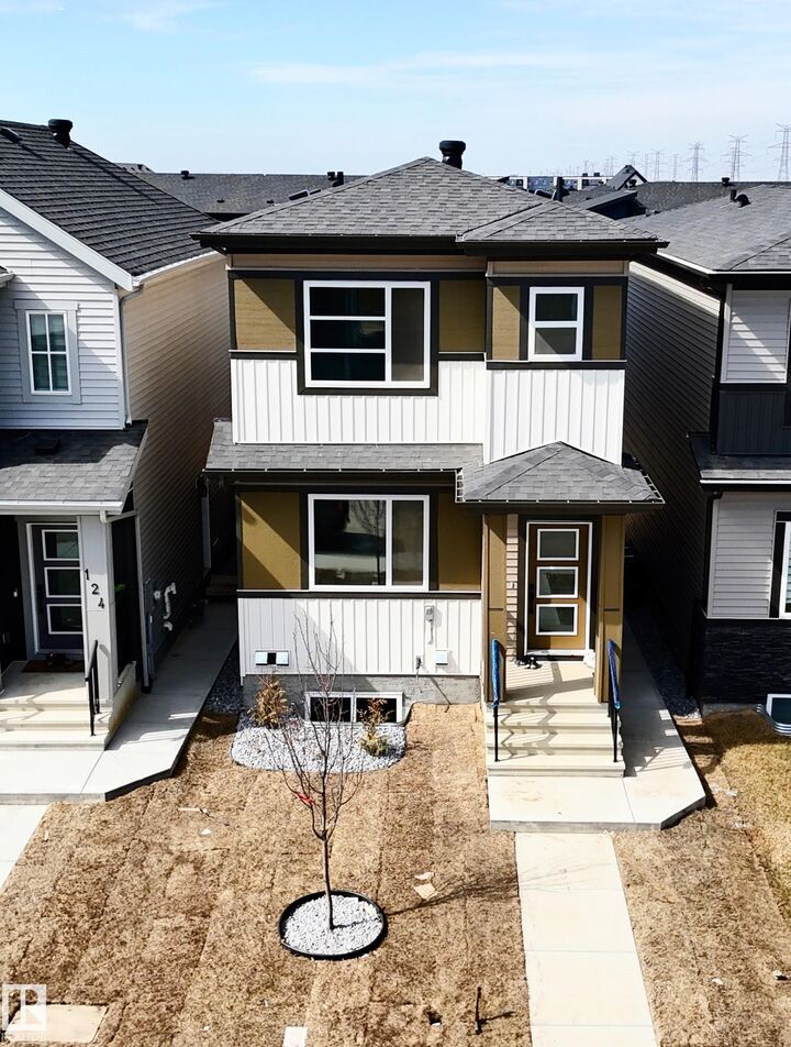 120 28 Street SW — photo 1
