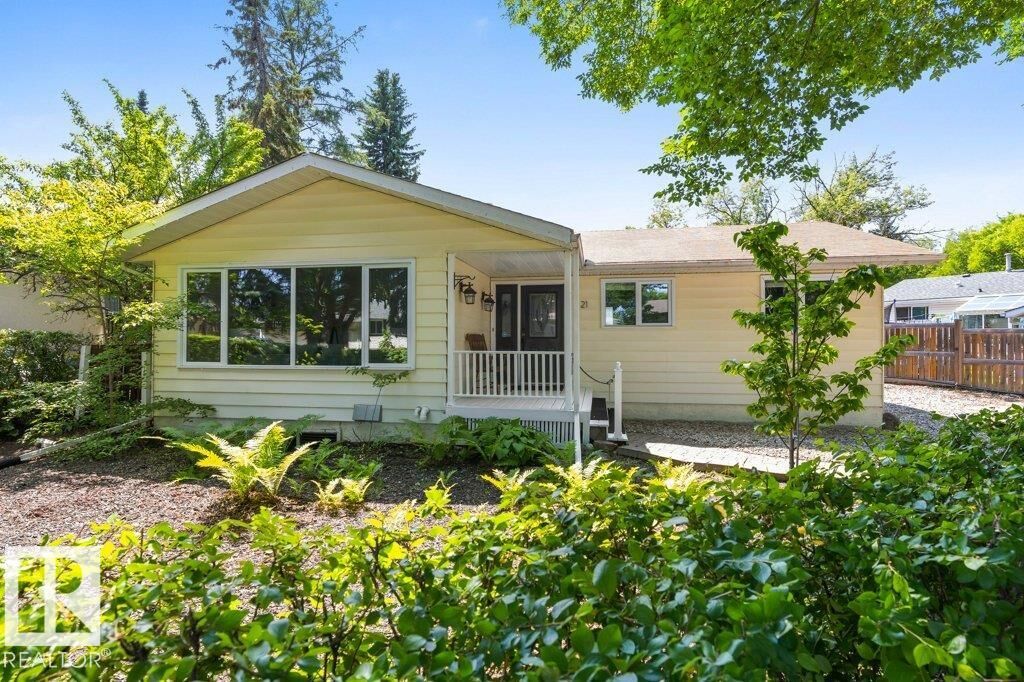 Property Photo:  21 Flint Crescent  AB T8N 1Y7 