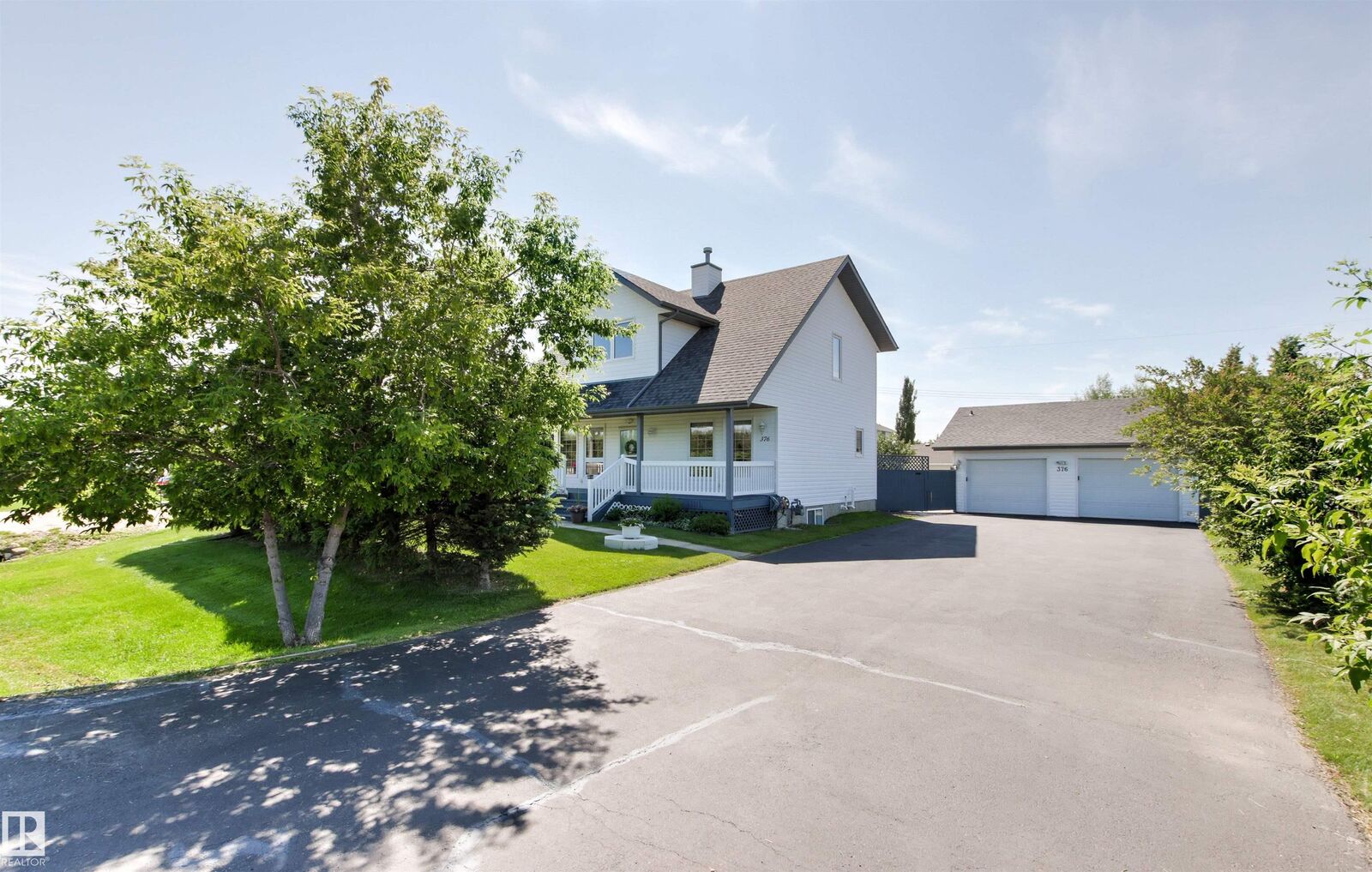 Property Photo: 376 Paquin Street AB T8R 2G5