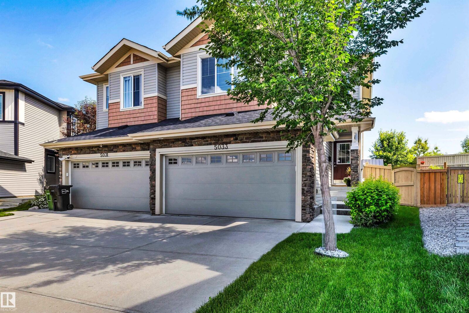 Property Photo: 5033 Andison Close SW AB T6W 3T4