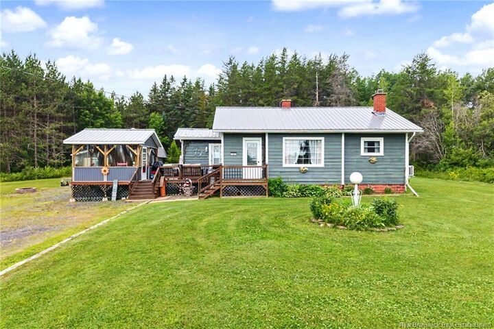 183 Lilloett Drive — photo 1