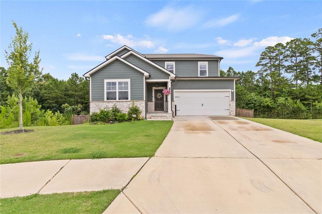 Property Photo:  301 Lookout Drive  GA 30132 