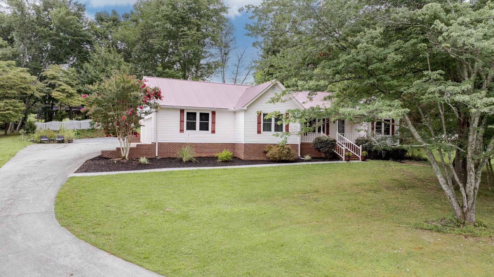 Property Photo: 715 Carmen Drive TN 37303