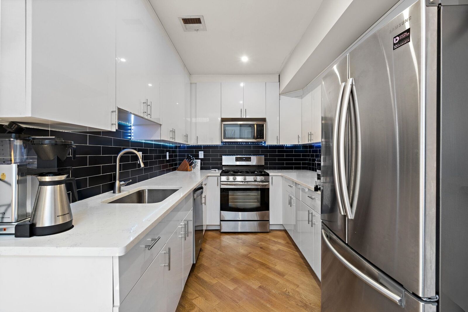 Property Photo: 407 Monroe St 5A NJ 07030