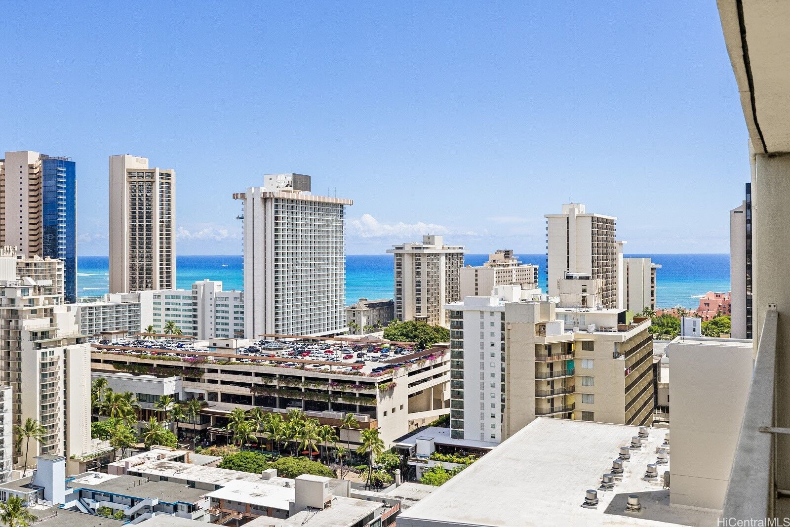 Property Photo:  445 Seaside Avenue 2505  HI 96815 