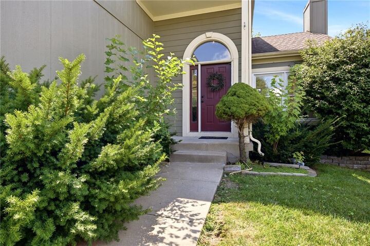 Property Photo:  14866 S Summit Street  KS 66062 