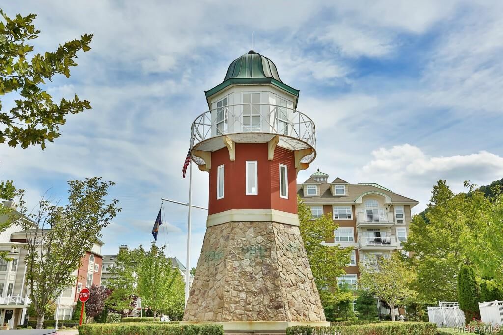 Property Photo: 1415 Round Pointe Drive NY 10927