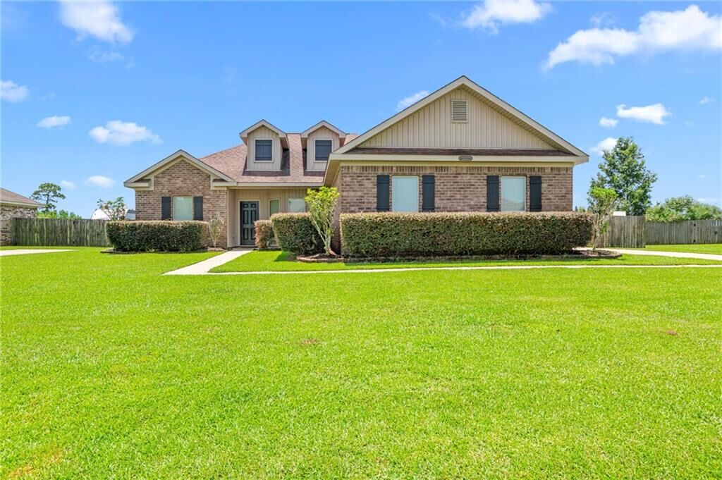 Property Photo: 9235 Champ Cove AL 36582