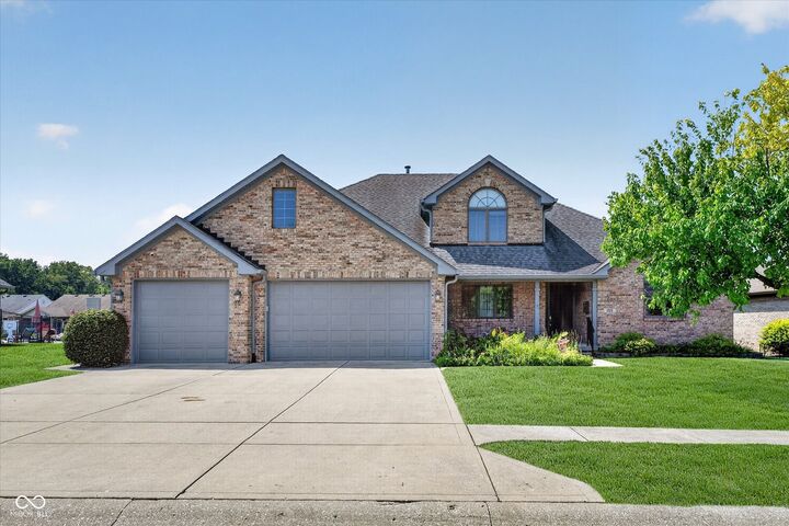 Property Photo:  1323 Park Meadow Drive  IN 46107 