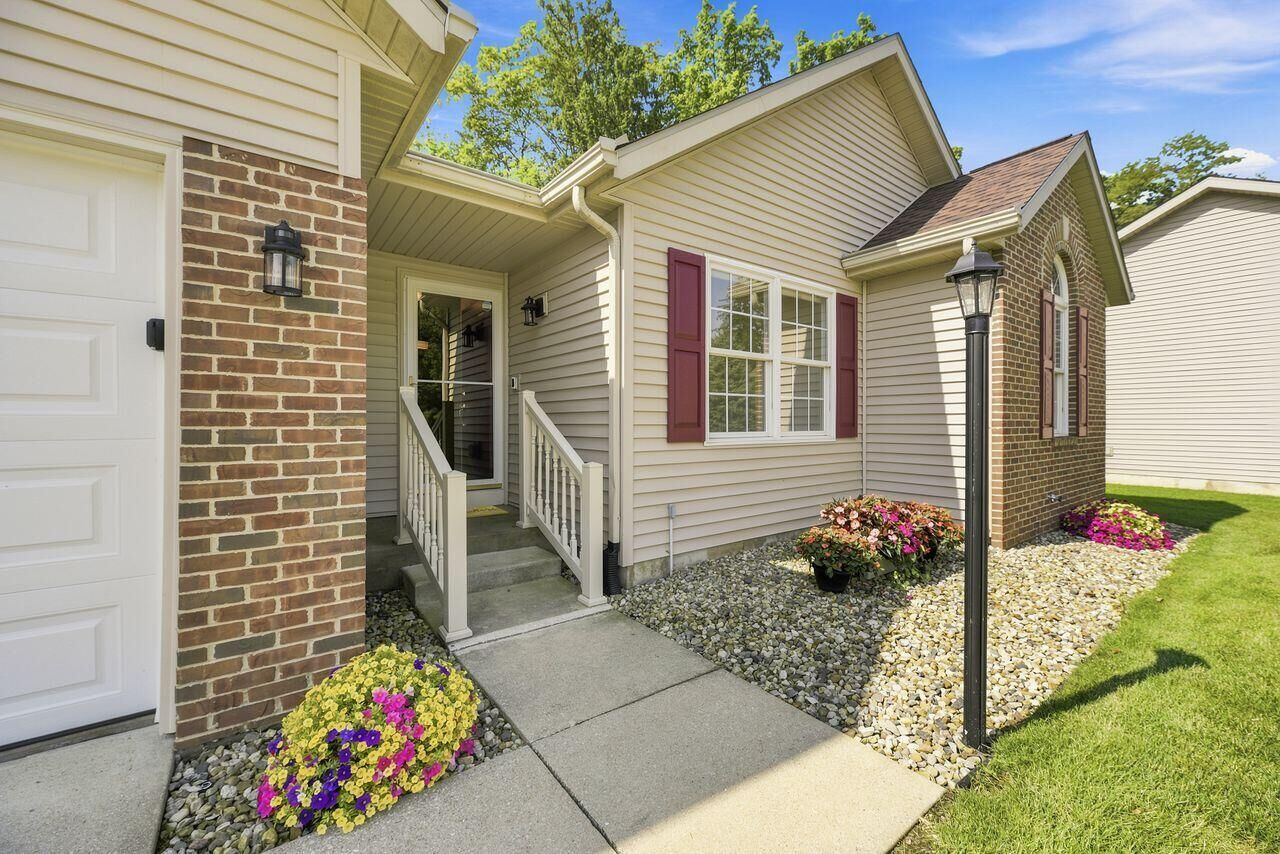 Property Photo:  330 Carefree Court  MI 49120 