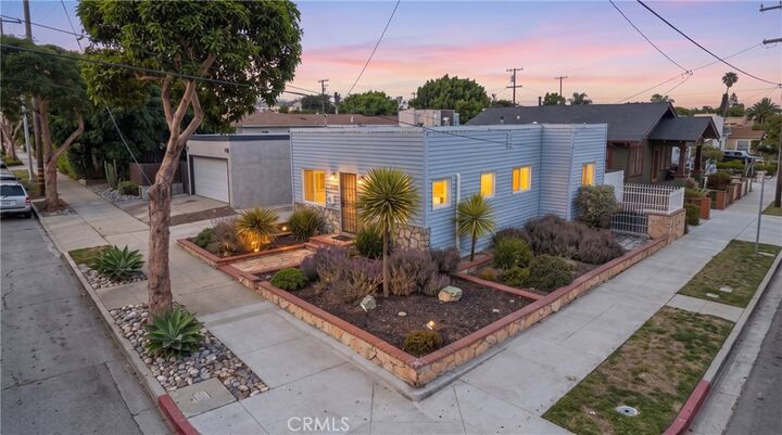 Property Photo:  1652 Loma Avenue  CA 90804 