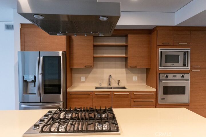 Property Photo: 9 Macarthur 1605 CA 92707