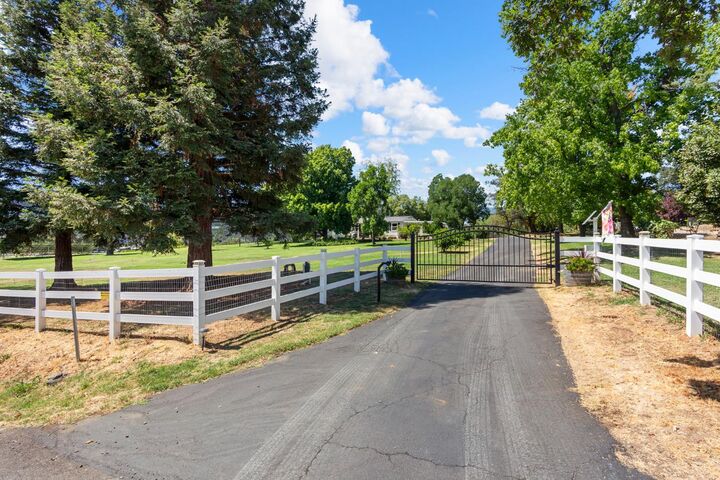 Property Photo: 4245 Burnett Road CA 95648