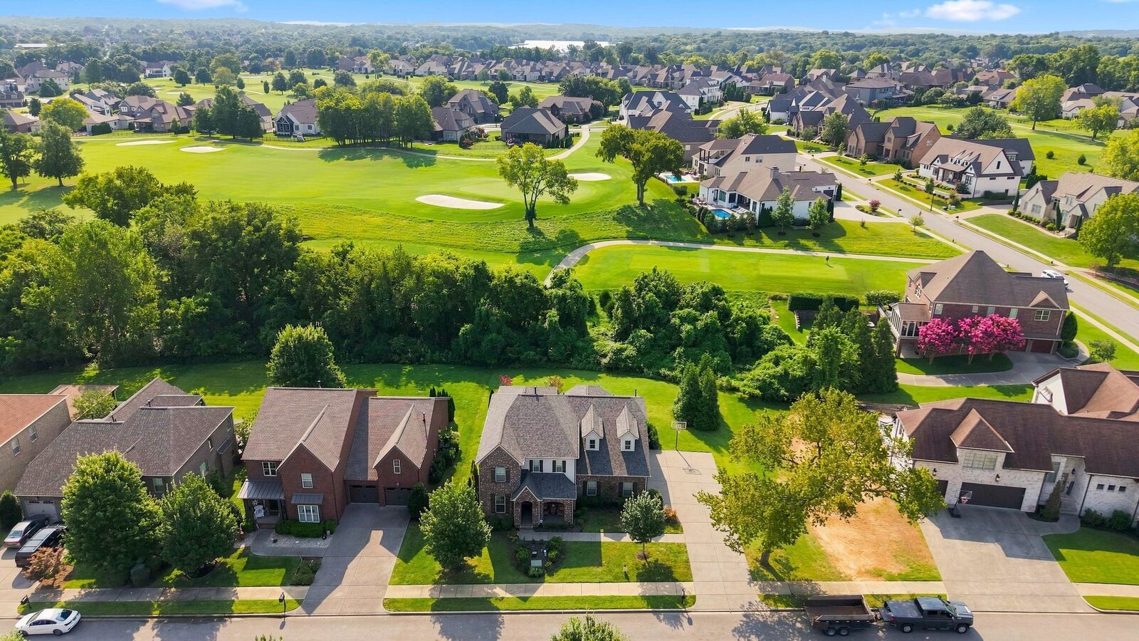 Property Photo: 1308 Reynard Dr TN 37066