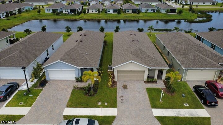 Property Photo:  2793 Star Coral Drive  FL 33903 